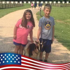 Meet your Posher, Stephanie